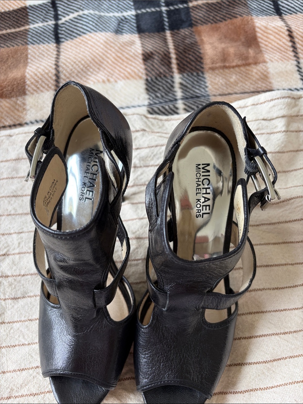 MICHAEL Michael Kors Black Cutout Peep-Toe Ankle Booties - Picture 4 of 5